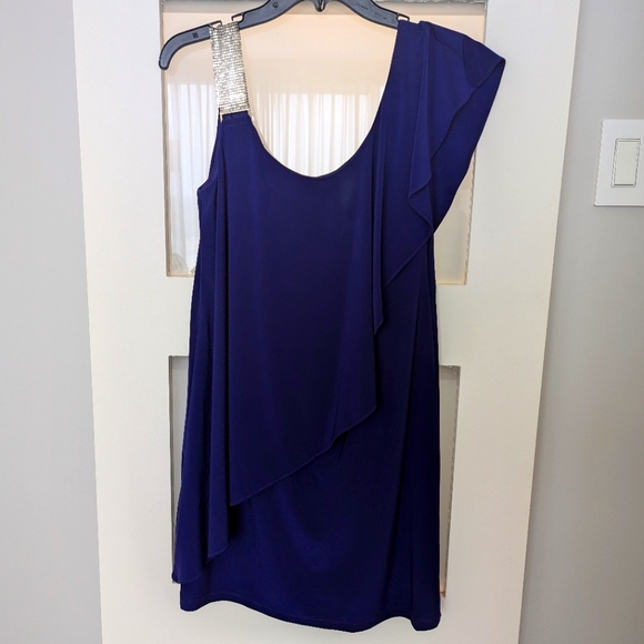 Women's size 6 petite blue dress - Picture 1 of 3